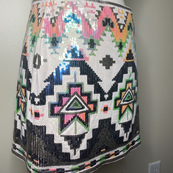 Express Tan Aztec Tribal Sequin Mini Skirt - Picture 5 of 7